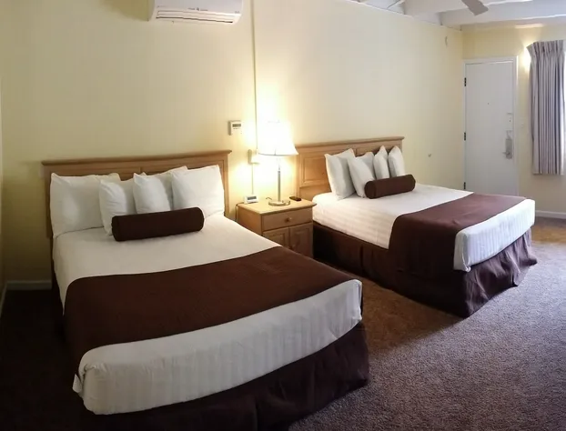 El Terado Terrace hotel detail image 3