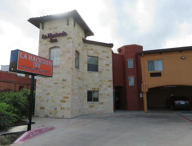 La Hacienda Inn hotel detail image 2