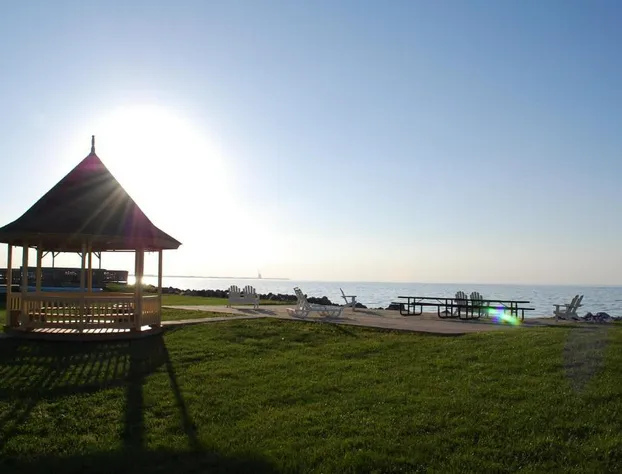 Clinton Inn And Suites hotel detail image 1