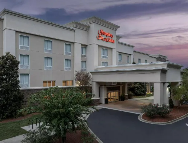 Hampton Inn & Suites Huntersville hotel detail image 1