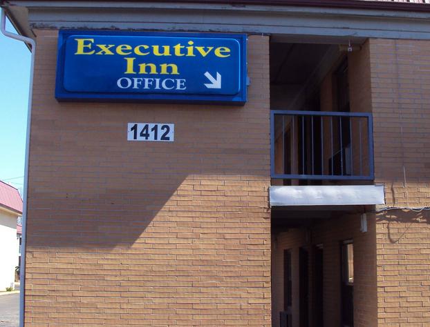 Executive Inn hotel detail image 1