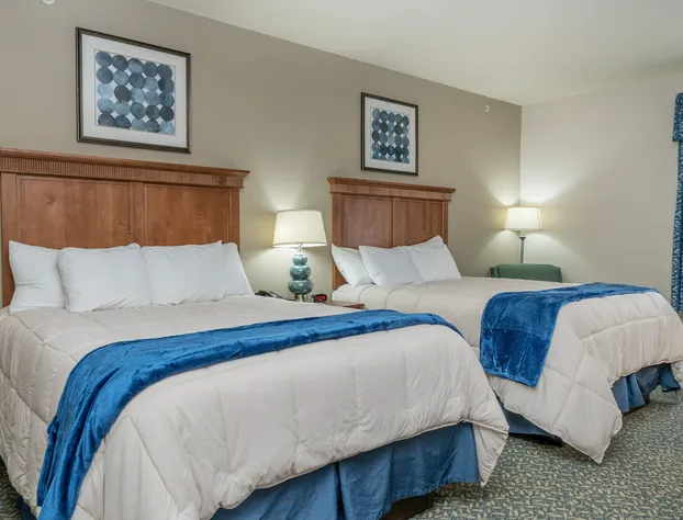 Port of Kimberling Marina & Resort hotel detail image 4