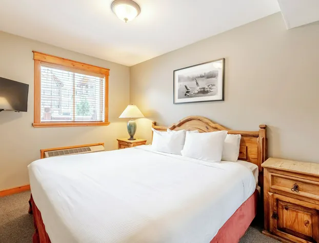 Lizard Creek Lodge hotel detail image 3