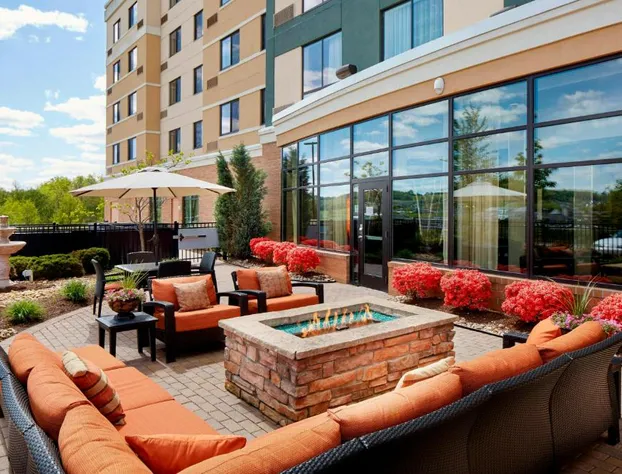 Courtyard by Marriott Pittsburgh Washington/Meadow Lands hotel detail image 4