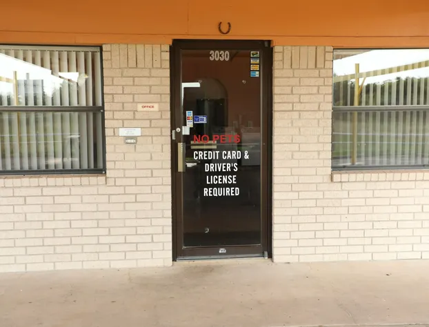 Budget Inn hotel detail image 4