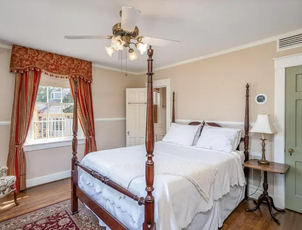 Cedars of Williamsburg Bed & Breakfast hotel detail image 1