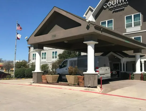 Country Inn & Suites by Radisson, Fort Worth, TX hotel detail image 2