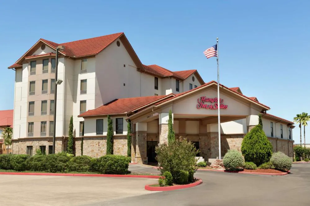 Hampton Inn & Suites Houston/Clear Lake-Nasa Area hotel hero