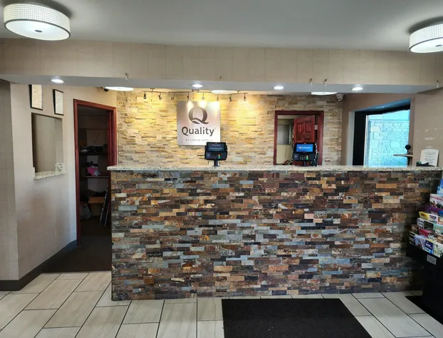 Quality Inn Cleveland Airport hotel detail image 4