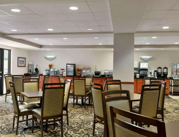 Wingate by Wyndham Bentonville AR hotel detail image 2