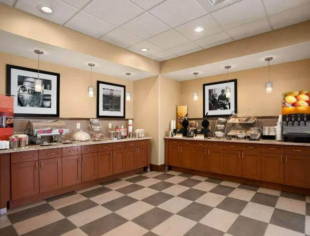 Hampton Inn Magnolia hotel detail image 1