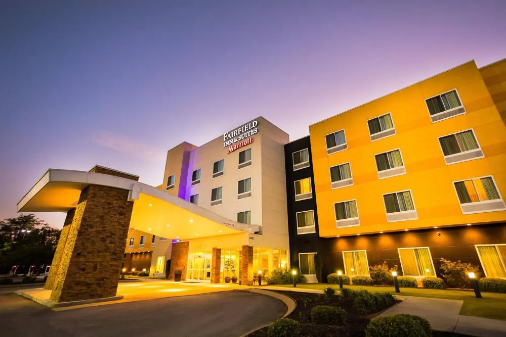Fairfield Inn & Suites Athens I65 hotel hero