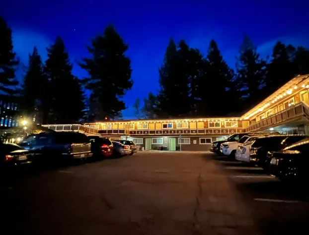 Tea Garden Lodge - Near Heavenly Gondola hotel detail image 1