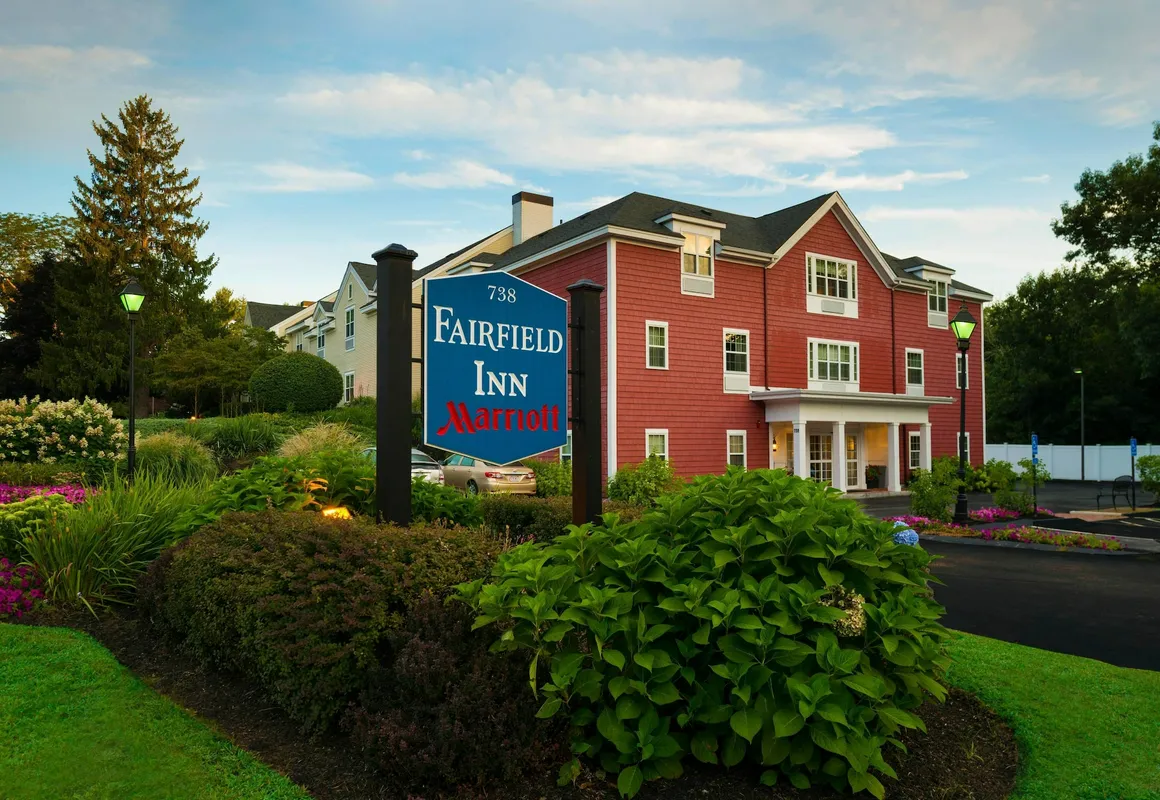 Fairfield Inn Boston Sudbury hotel hero