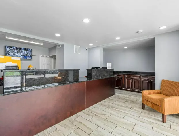 Super 8 by Wyndham Portsmouth - Norfolk hotel detail image 2