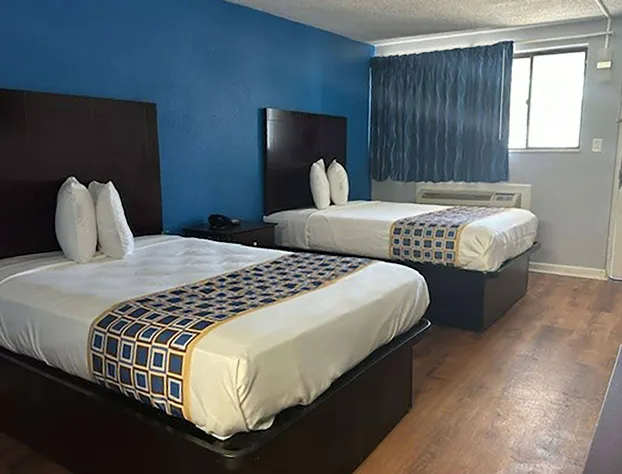 Super 8 by Wyndham Portsmouth - Norfolk hotel detail image 4