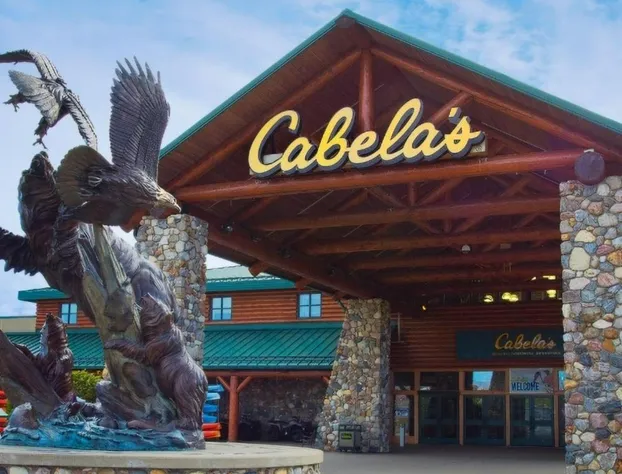 Suburban Studios Triadelphia - Wheeling at The Highlands hotel detail image 1