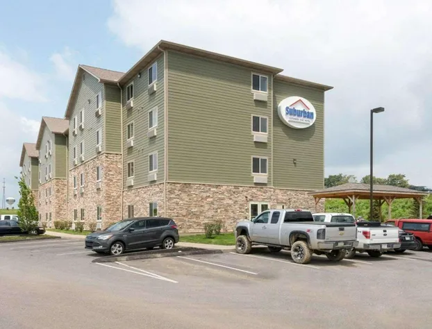 Suburban Studios Triadelphia - Wheeling at The Highlands hotel detail image 4