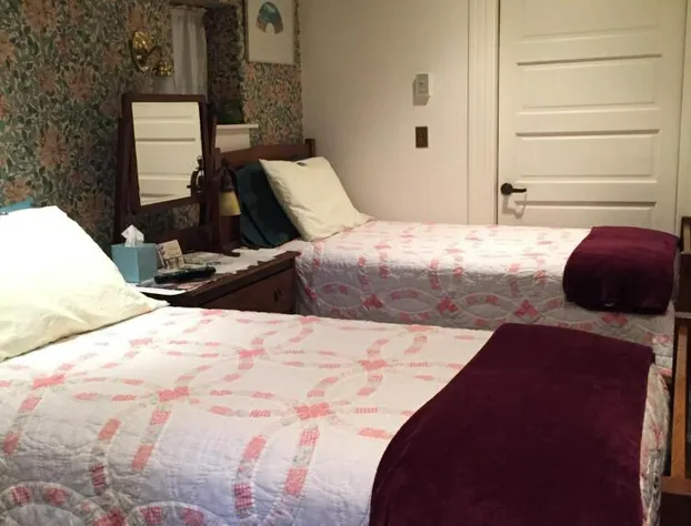 Alaskas Capital Inn Bed & Breakfast hotel detail image 3