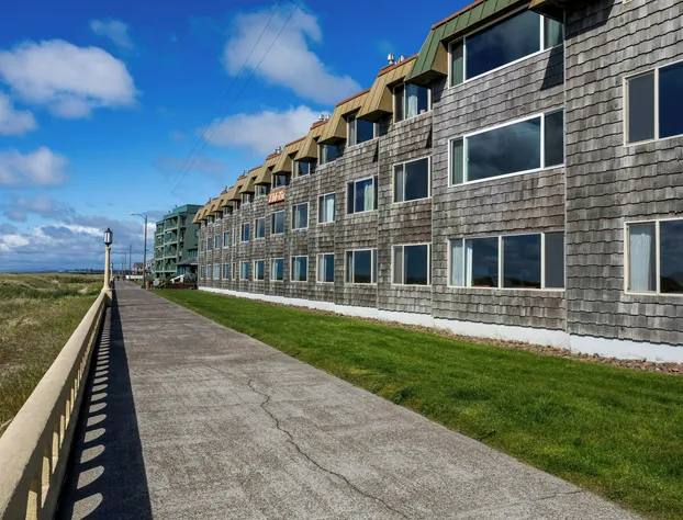 Ebb Tide Oceanfront Inn hotel detail image 4