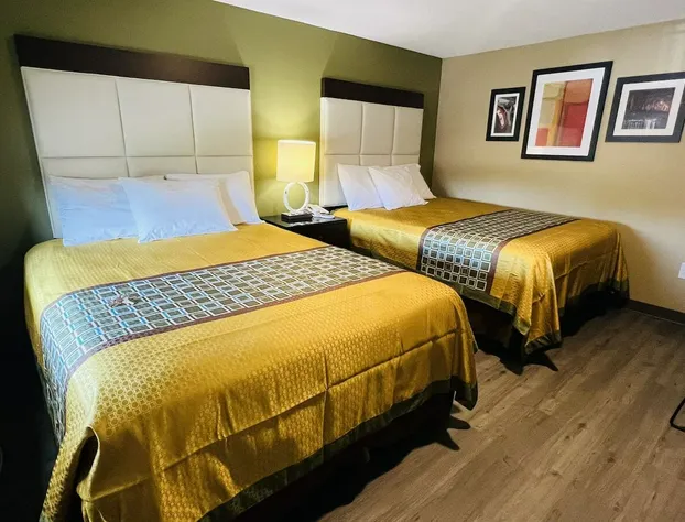 Deluxe Inn & Suites By OYO Miami OK hotel detail image 3