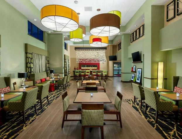 Hampton Inn & Suites Williamsport-Faxon Exit hotel detail image 3