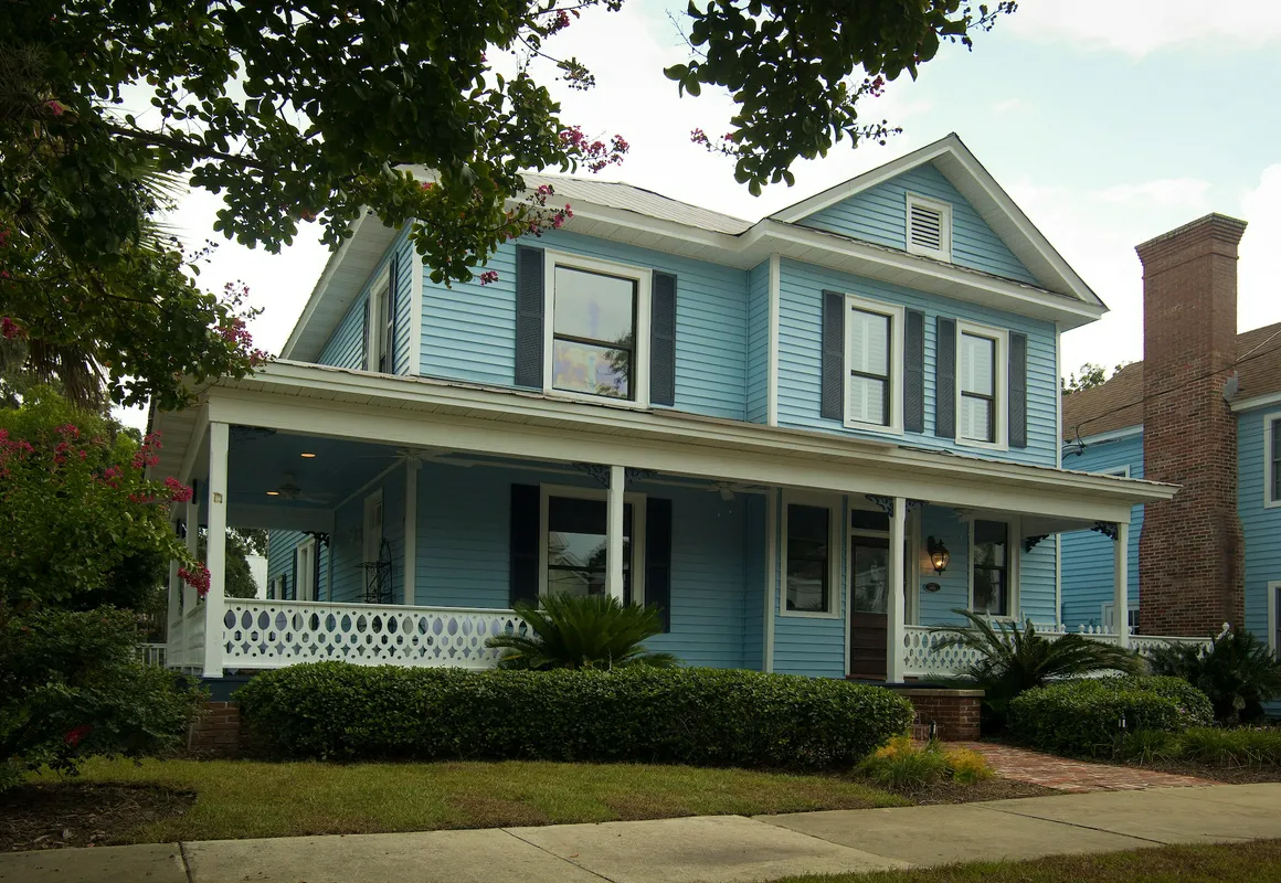 Blue Heron Inn hotel hero