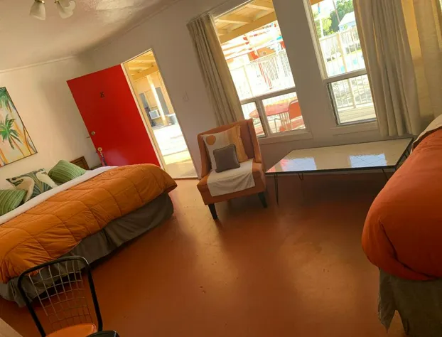 Aloha Hotel Palm Springs hotel detail image 2