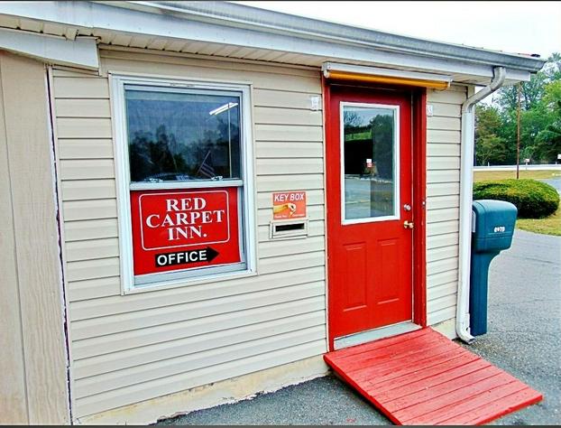 Red Carpet Inn Duncannon hotel detail image 1