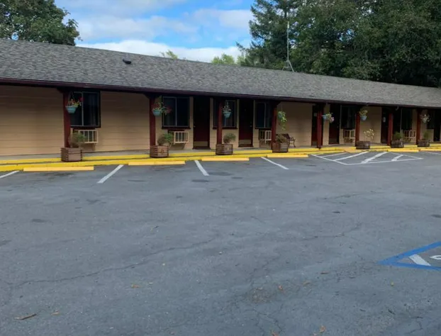 Dean Creek Resort hotel detail image 2