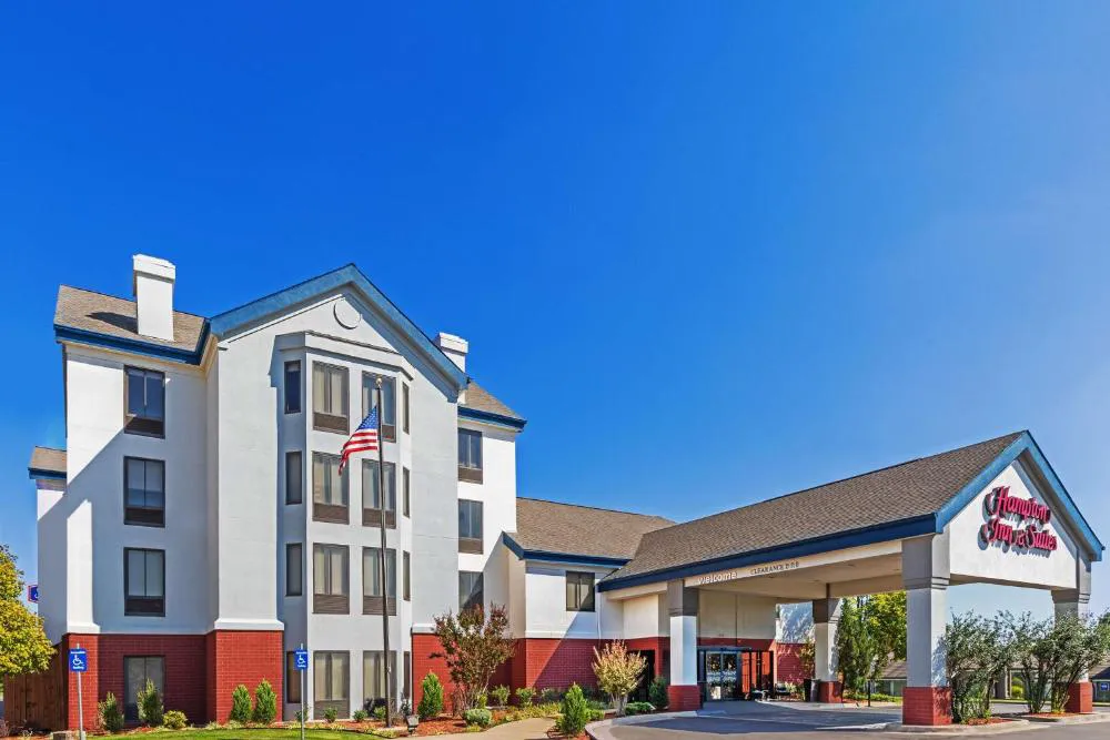 Hampton Inn & Suites Tulsa-Woodland Hills 71st-Memorial hotel hero