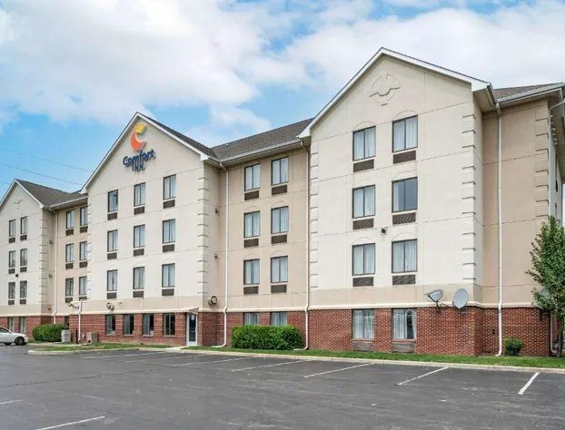 Comfort Inn Indianapolis East hotel detail image 3
