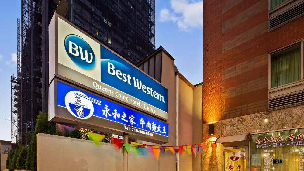 Best Western Queens Court Hotel hotel hero
