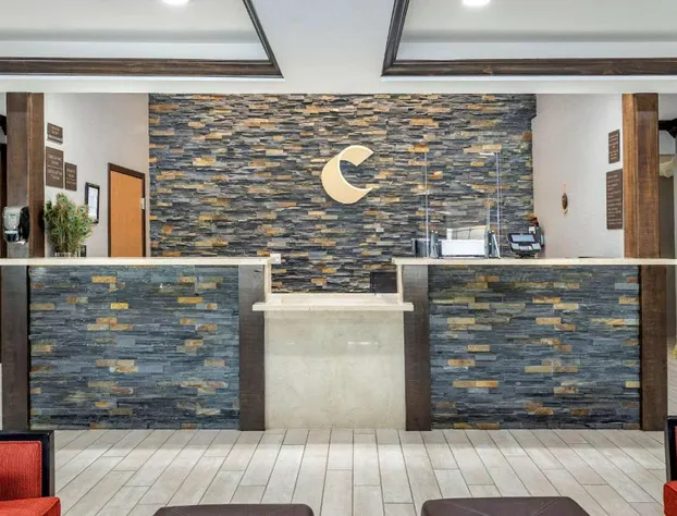 Comfort Inn & Suites North Little Rock JFK Blvd hotel detail image 2