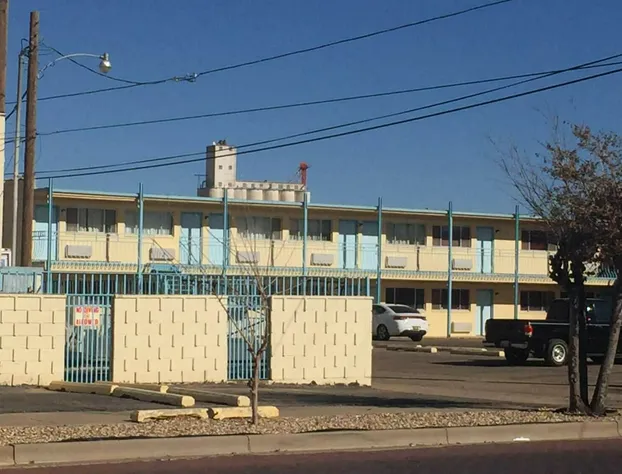 Warrick Plaza Inn hotel detail image 1