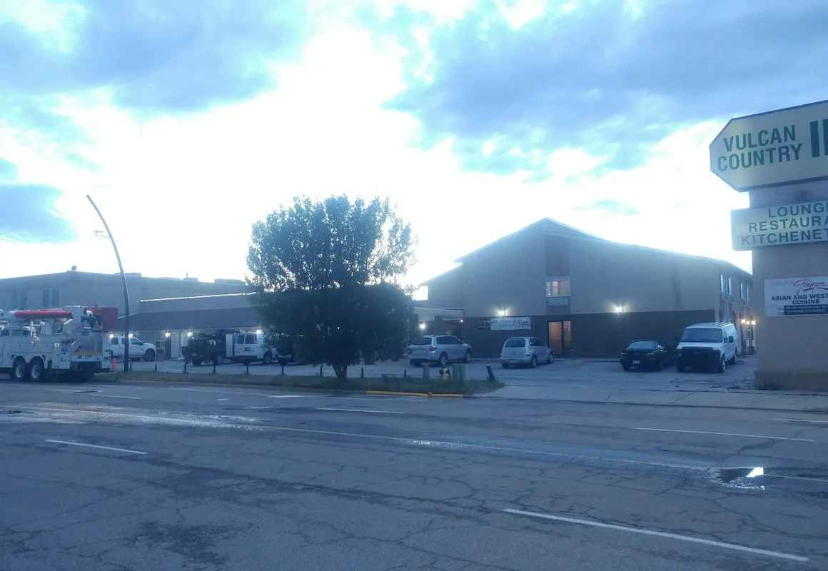 Vulcan Country Inn hotel hero