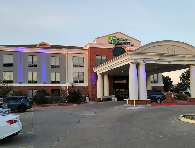 Holiday Inn Express Hotel & Suites Enid - Highway 412 by IHG hotel detail image 2
