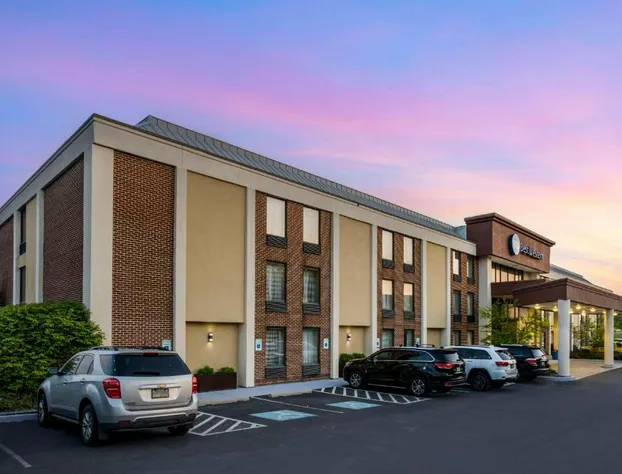 Best Western Harrisburg North Hotel hotel detail image 3