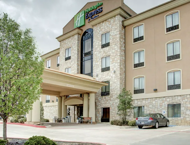 Holiday Inn Express & Suites Paris, Texas by IHG hotel detail image 2