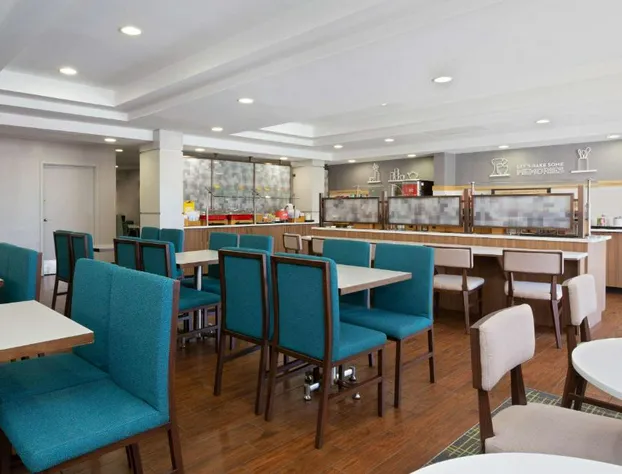 Hampton Inn Orlando Near Universal Blv/International Dr hotel detail image 3