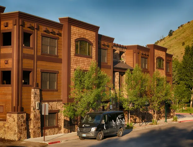 White Buffalo Club hotel detail image 1