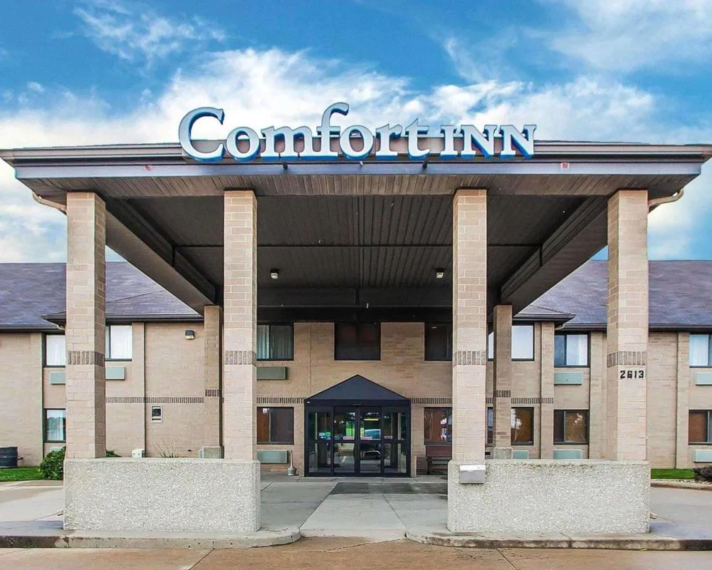 Comfort Inn Marshalltown South hotel hero