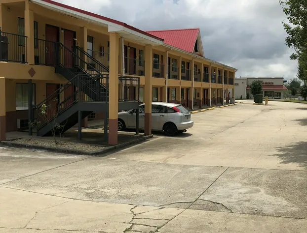 Clairmont Inn hotel detail image 3