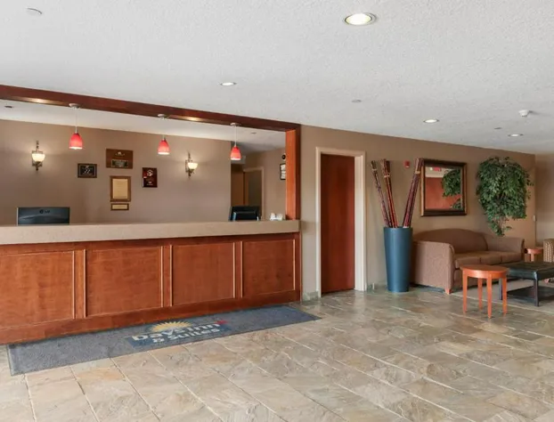 Days Inn & Suites by Wyndham Cochrane hotel detail image 1