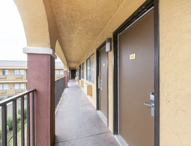 Tulsa OK I-44/Route 66 hotel detail image 1