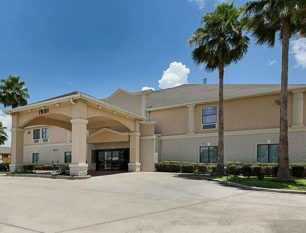 Comfort Suites Deer Park Pasadena hotel detail image 1