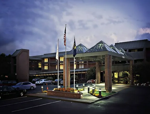 University Place Hotel & Conference Center hotel detail image 3