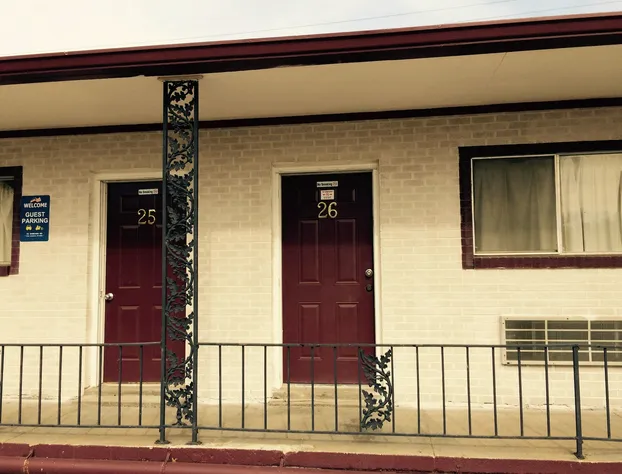 Stardust Motel and Suites El Dorado KS hotel detail image 3