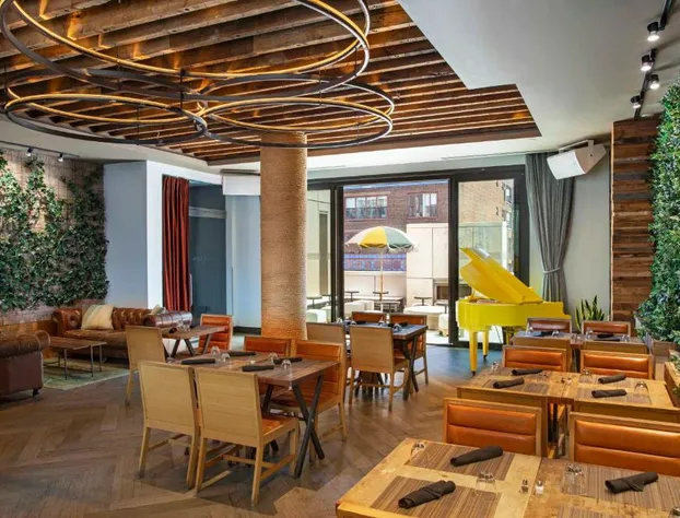 Royalton Park Avenue hotel detail image 4