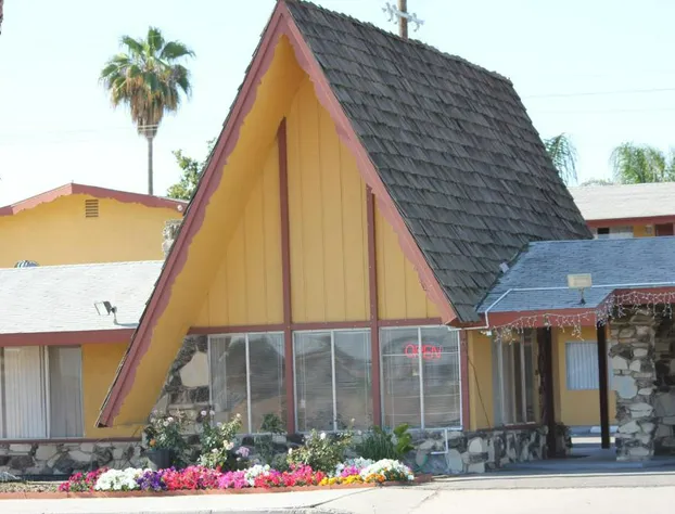 Cinderella Motel hotel detail image 4